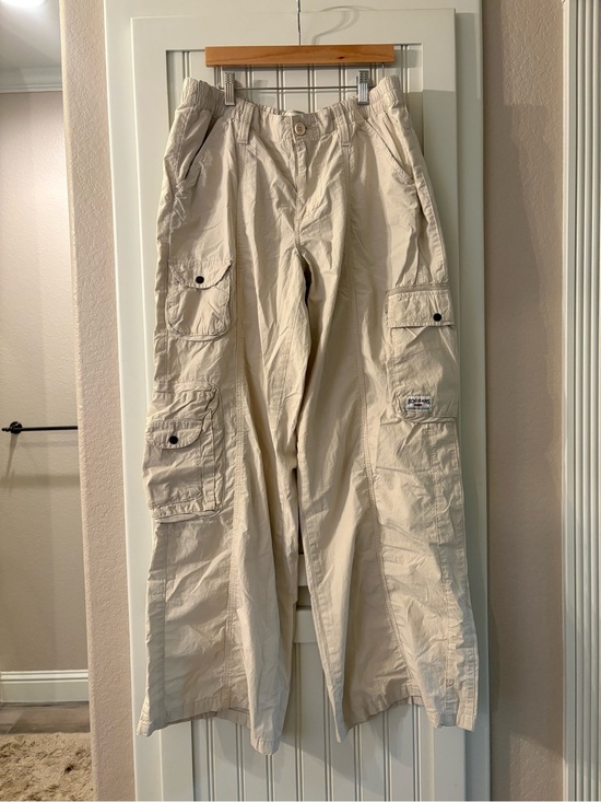 BDG Pants - BDG Cream Cargo Pants with Multiple Pockets